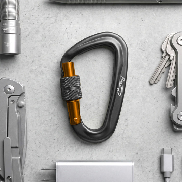 Mosquetão Alumínio Fosco com Trava Rosqueável Screw Lock 12kN – Chaves, Mochila e Organização | Americanvek Preto-Gold